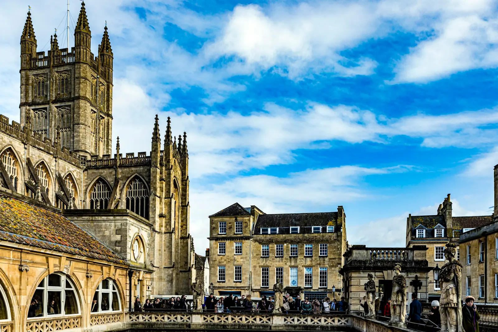 Leicester Cathedral and the statue of Richard III in Cathedral Gardens