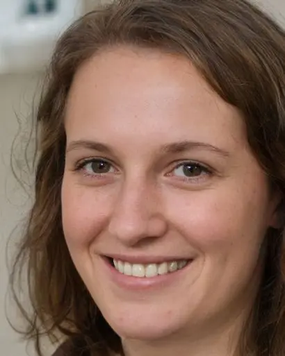 Portrait of Amelia Clarke